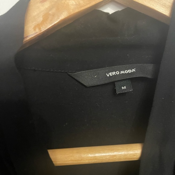 Black blouse with bow - Picture 2 of 4